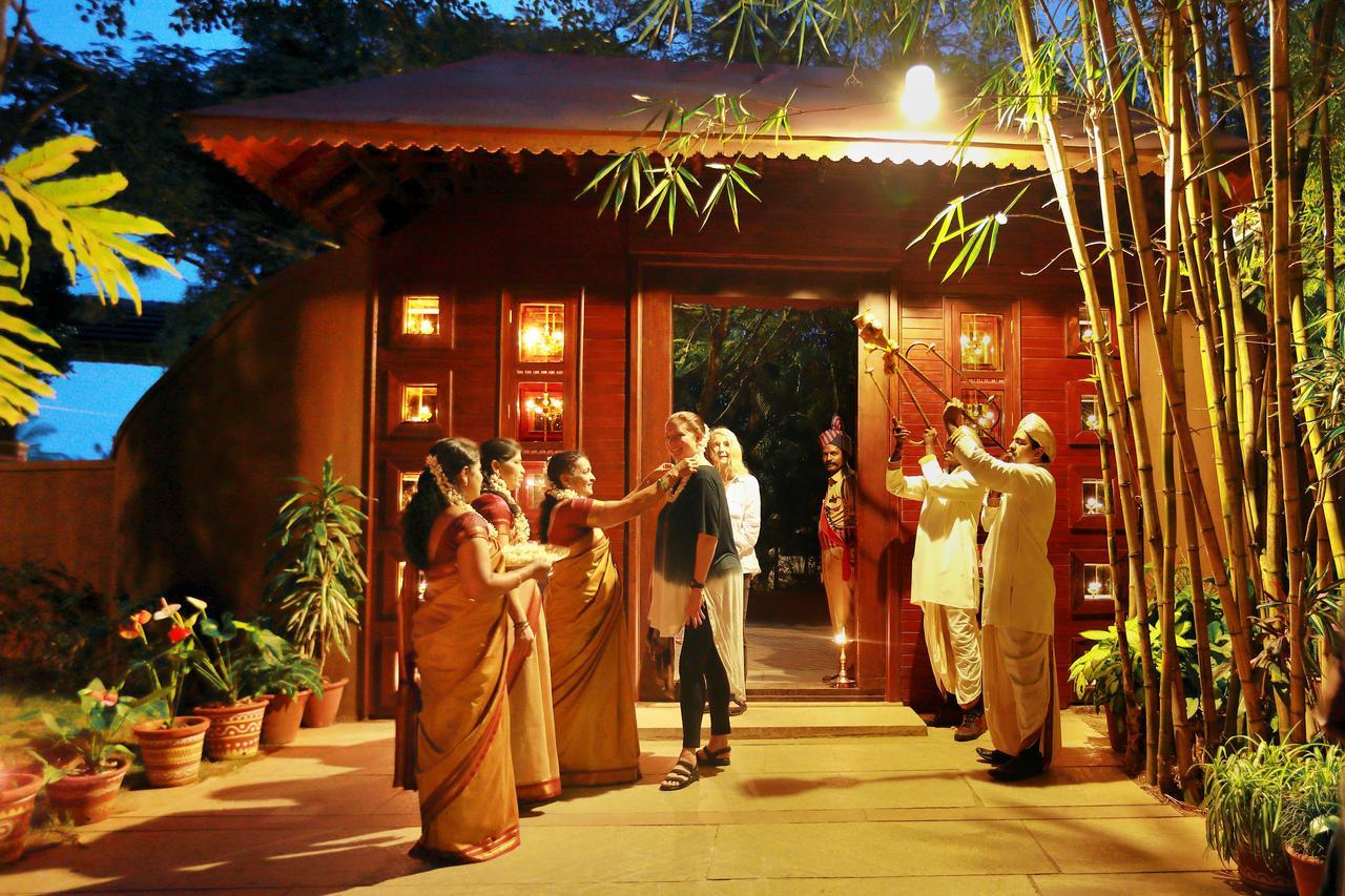 Hoysala Village Resort Hassan Extérieur photo