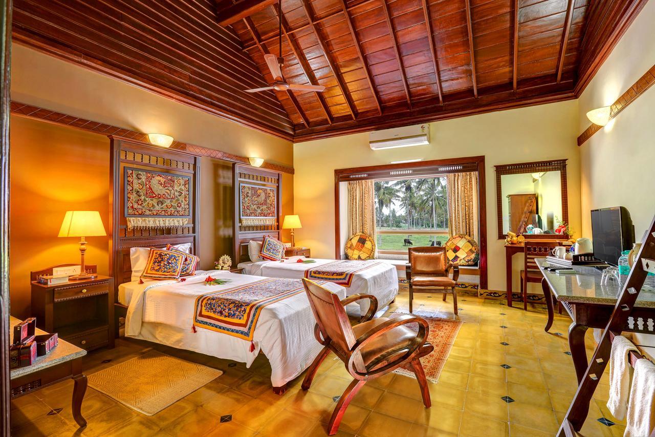 Hoysala Village Resort Hassan Extérieur photo