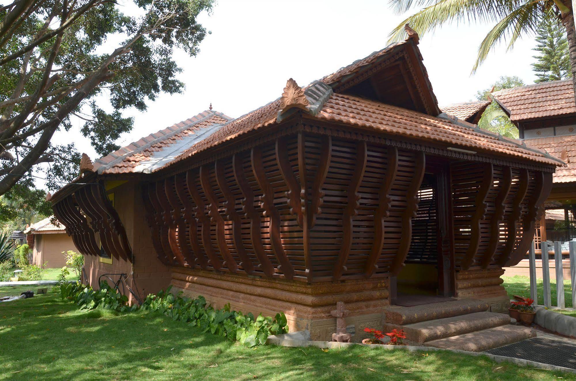 Hoysala Village Resort Hassan Extérieur photo